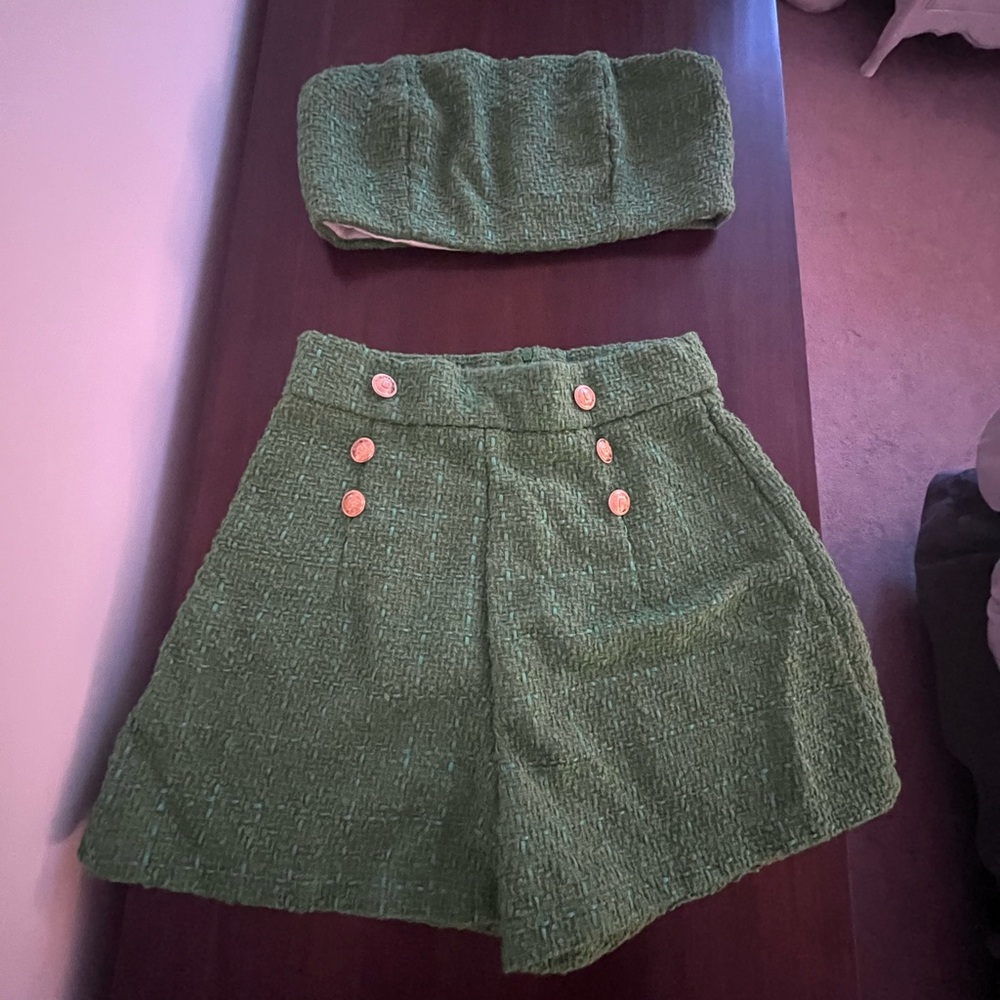 Green Two-Piece Set with Button Details